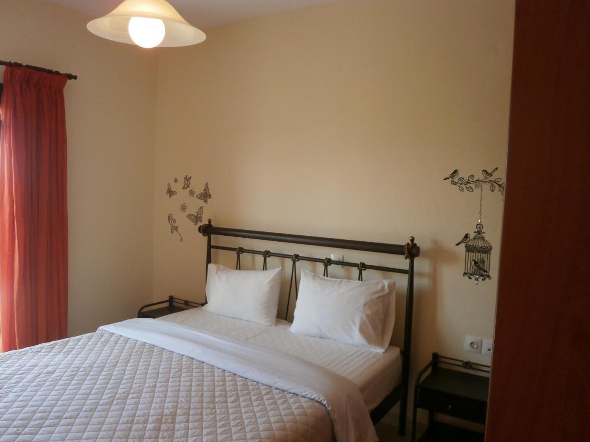 Flisvos Apartments Megalochori  Kültér fotó